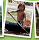 indiens warao dans pirogue